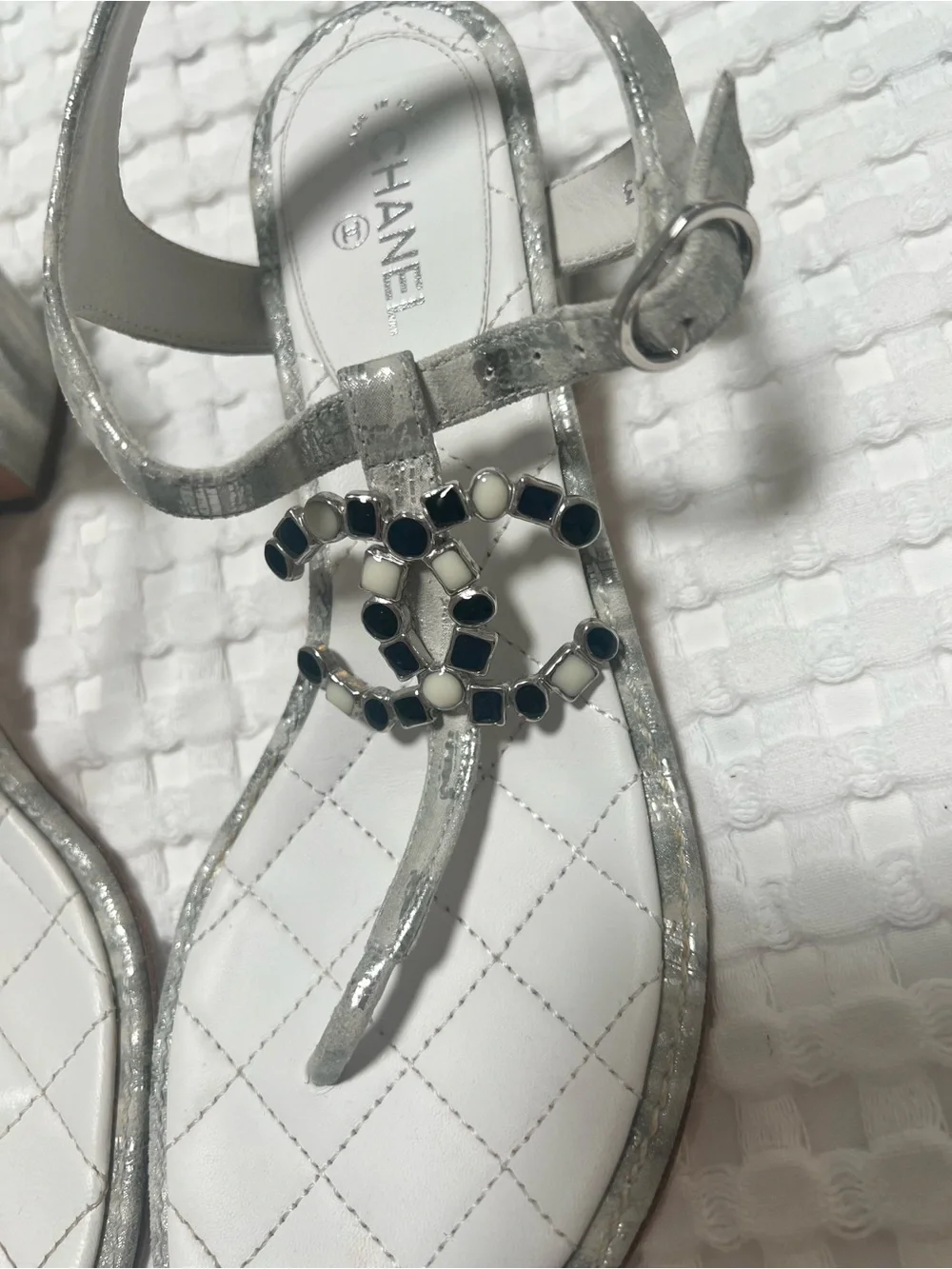 CHANEL White Silver Jeweled CC Logo Heeled Thong Sandals